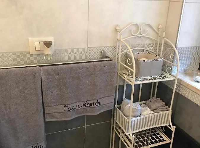 Casa Marida * 卡迈格拉特罗希拉诺